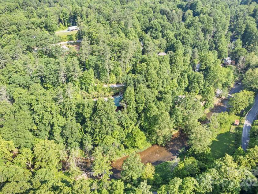 115 Serendipity Lane, Waynesville, NC 28785.  MLS# CAR4265362, YatesRealty ID 18356. 