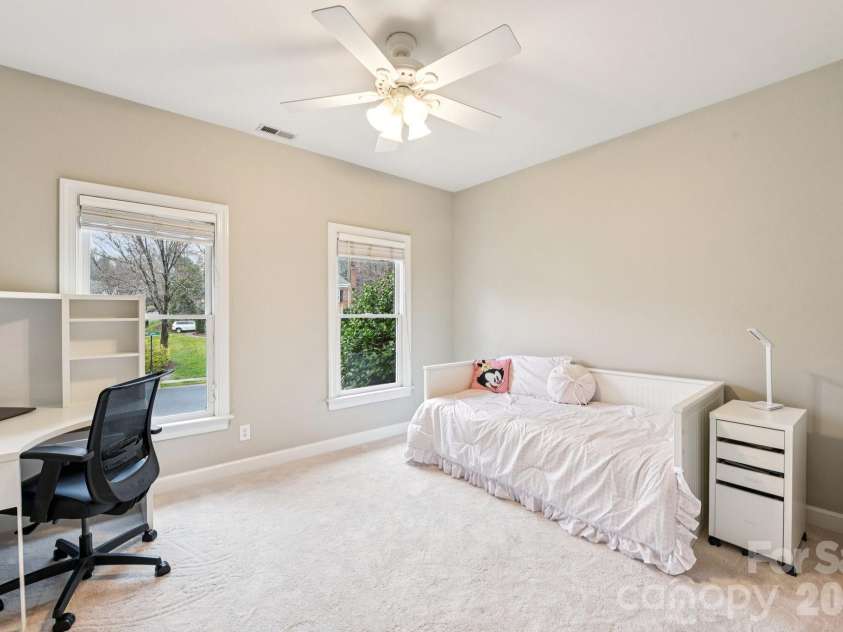 13003 Darby Chase Drive, Charlotte, NC 28277.  MLS# CAR4355354, YatesRealty ID 18356. 
