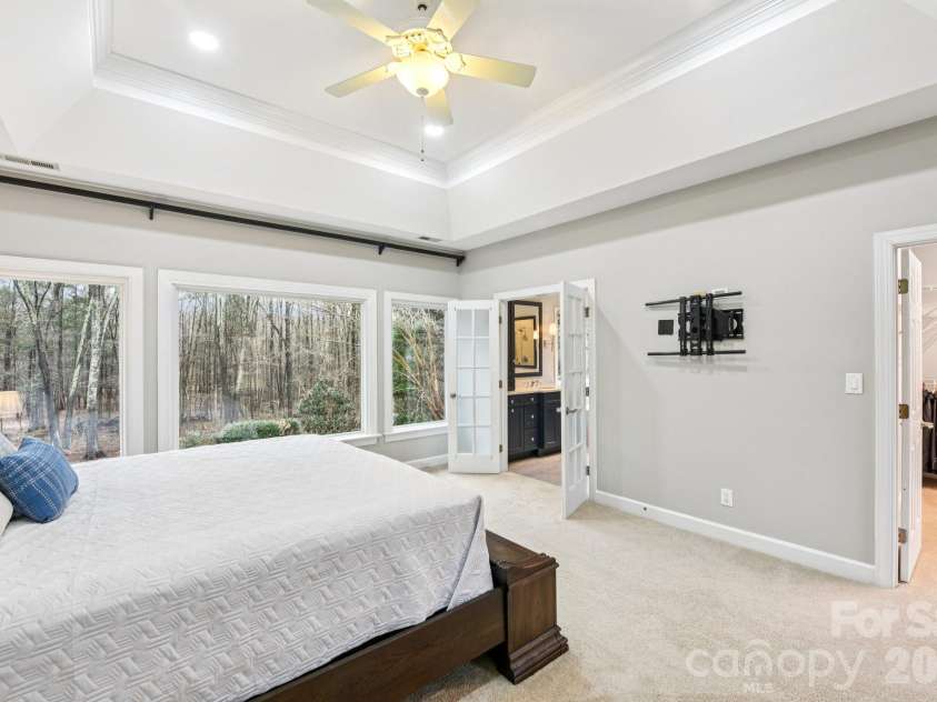 13003 Darby Chase Drive, Charlotte, NC 28277.  MLS# CAR4355354, YatesRealty ID 18356. 