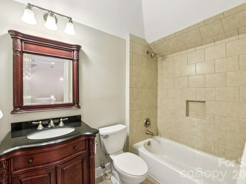 13003 Darby Chase Drive, Charlotte, NC 28277.  MLS# CAR4355354, YatesRealty ID 18356. 
