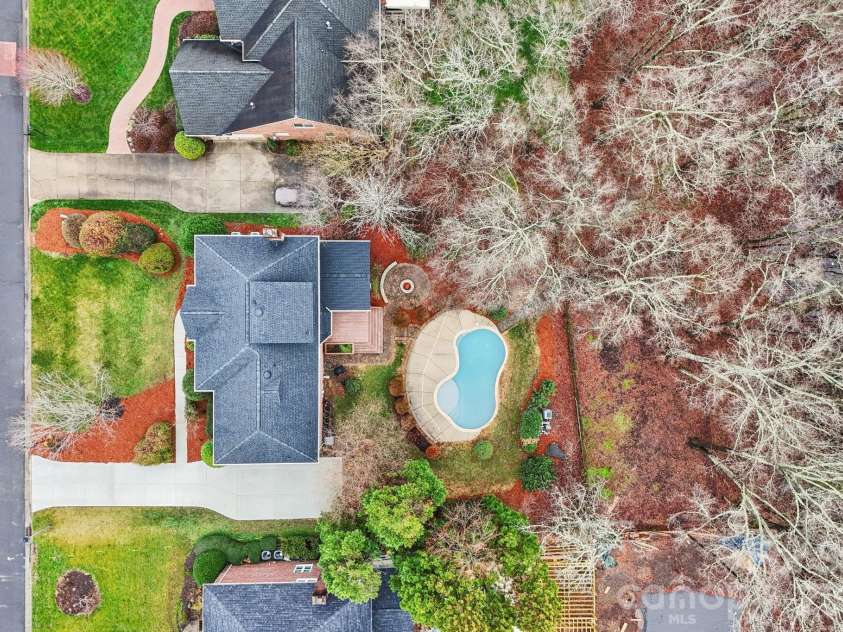 13003 Darby Chase Drive, Charlotte, NC 28277.  MLS# CAR4355354, YatesRealty ID 18356. 