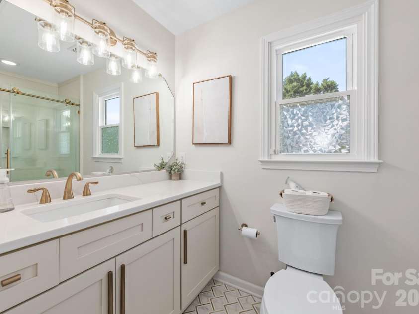 14442 Planters Knob Lane, Charlotte, NC 28273.  MLS# CAR4375802, YatesRealty ID 18357. 