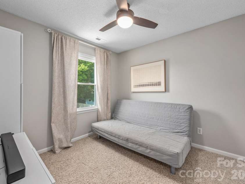 14442 Planters Knob Lane, Charlotte, NC 28273.  MLS# CAR4375802, YatesRealty ID 18357. 