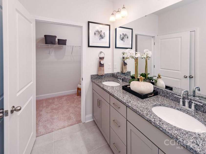 4238 Steel Way, Sherrills Ford, NC 28673.  MLS# CAR4268964, YatesRealty ID 18358. 