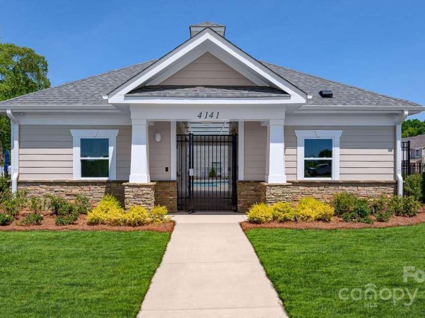 4238 Steel Way, Sherrills Ford, NC 28673.  MLS# CAR4268964, YatesRealty ID 18358. 