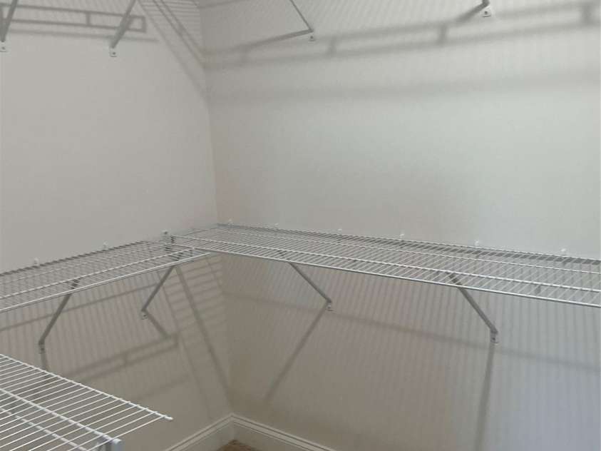 9240 Walnut Hill Road, Concord, NC 28027.  MLS# CAR4330355, YatesRealty ID 18358. Lg walk-in closet