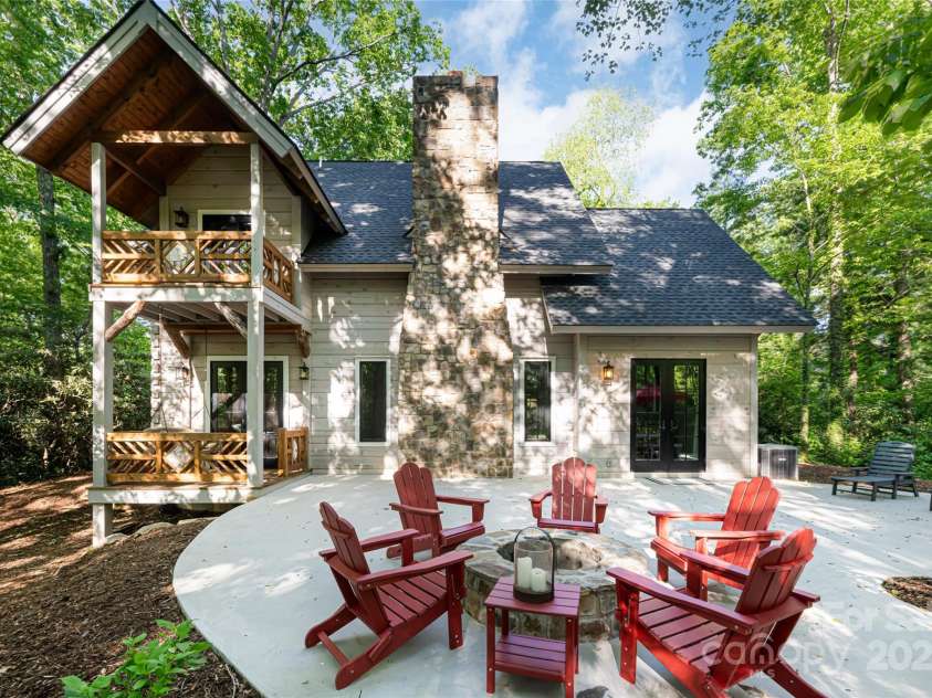 103 Blue Sky Lane, Hendersonville, NC 28792.  MLS# CAR4268920, YatesRealty ID 18359. Back of home