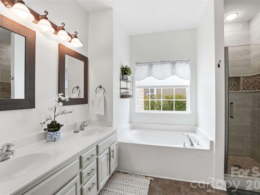 19149 Celestine Lane, Cornelius, NC 28031.  MLS# CAR4349668, YatesRealty ID 18359. 