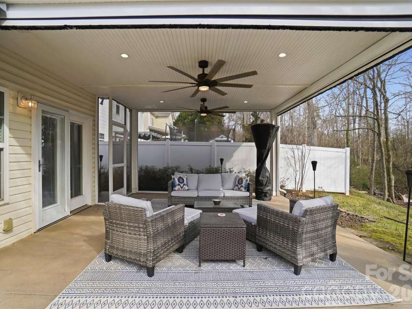 19149 Celestine Lane, Cornelius, NC 28031.  MLS# CAR4349668, YatesRealty ID 18359. 