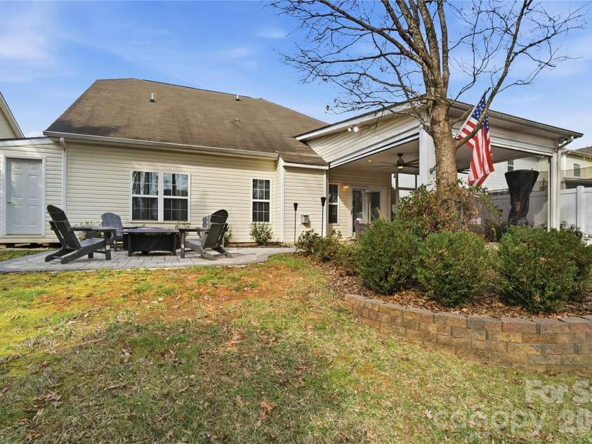 19149 Celestine Lane, Cornelius, NC 28031.  MLS# CAR4349668, YatesRealty ID 18359. 