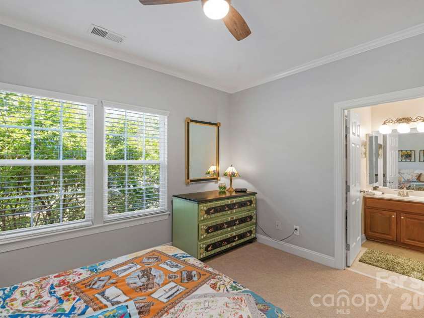 7122 Yellowhorn Trail, Waxhaw, NC 28173.  MLS# CAR4310525, YatesRealty ID 18360. 