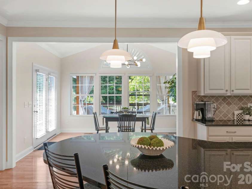 7122 Yellowhorn Trail, Waxhaw, NC 28173.  MLS# CAR4310525, YatesRealty ID 18360. Elevated lighting 