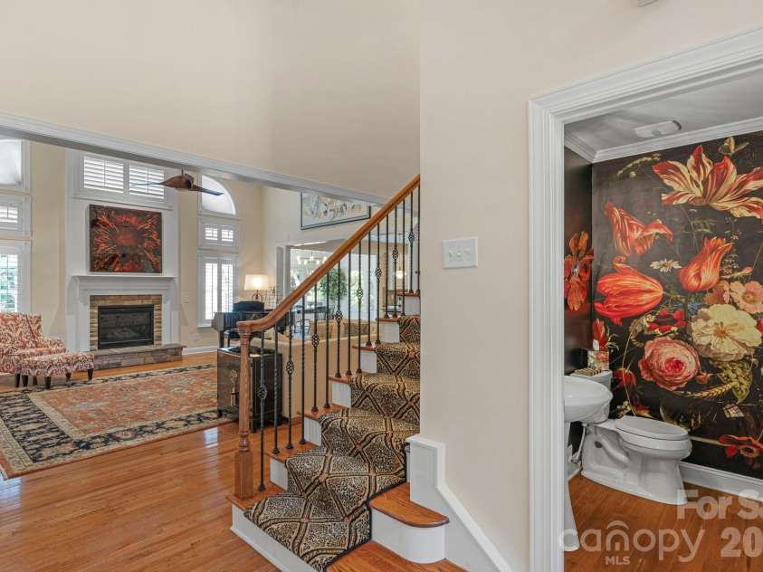 7122 Yellowhorn Trail, Waxhaw, NC 28173.  MLS# CAR4310525, YatesRealty ID 18360. Fabulous Open Concept 