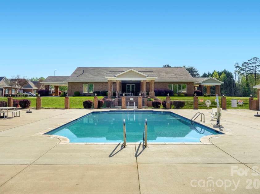 8655 Sonata Court, Denver, NC 28037.  MLS# CAR4363136, YatesRealty ID 18361. Community Pool