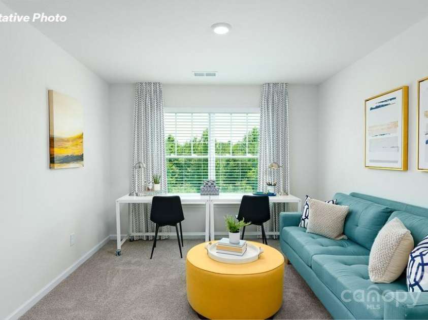 3735 Coleman Drive, Charlotte, NC 28215.  MLS# CAR4269025, YatesRealty ID 18362. 