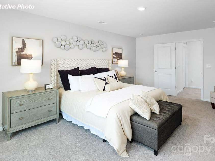 3735 Coleman Drive, Charlotte, NC 28215.  MLS# CAR4269025, YatesRealty ID 18362. 