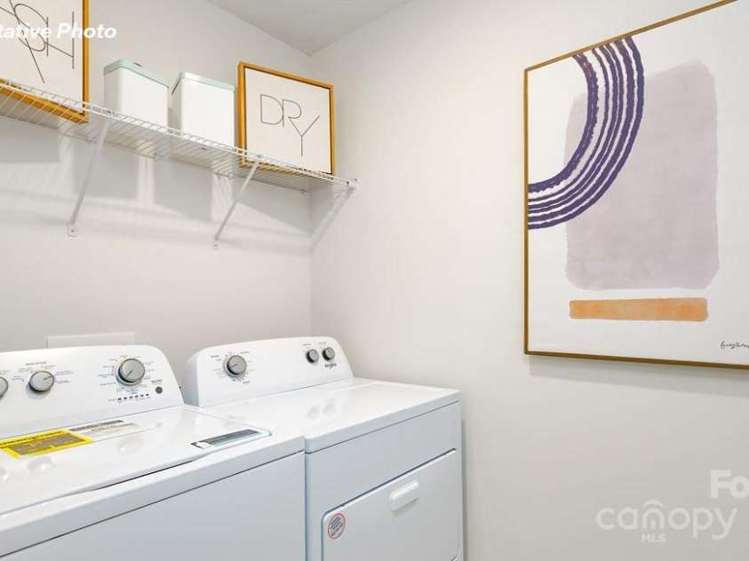 3735 Coleman Drive, Charlotte, NC 28215.  MLS# CAR4269025, YatesRealty ID 18362. 