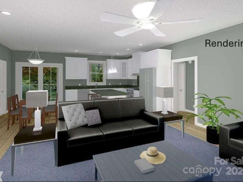 135 Wildwood Way, Lake Toxaway, NC 28747.  MLS# CAR4267132, YatesRealty ID 18363. 