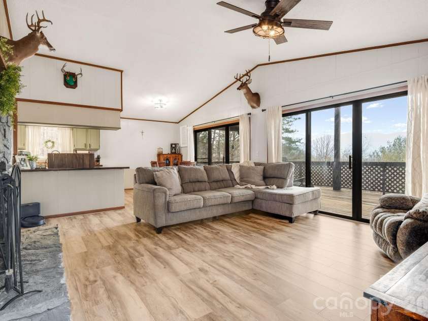 1330 Maple Springs Drive, Waynesville, NC 28785.  MLS# CAR4346066, YatesRealty ID 18364. 