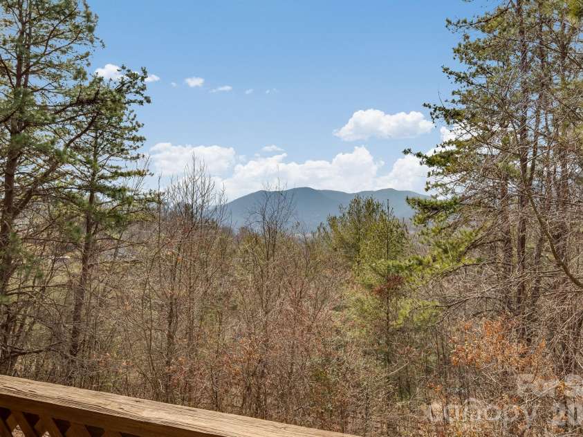 1330 Maple Springs Drive, Waynesville, NC 28785.  MLS# CAR4346066, YatesRealty ID 18364. 