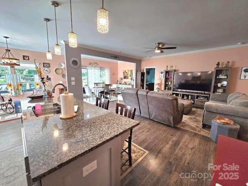 16115 Commodore Drive, Lancaster, SC 29720.  MLS# CAR4268472, YatesRealty ID 18364. 