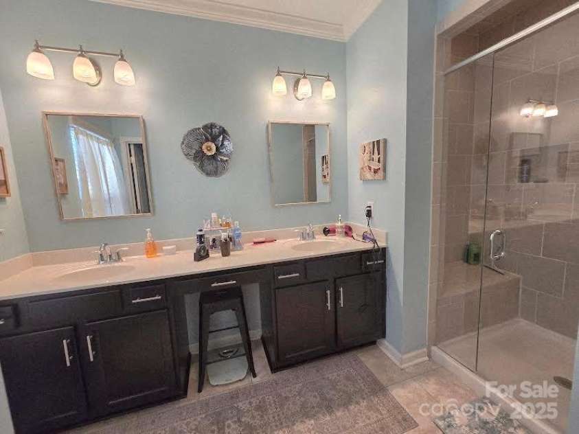 16115 Commodore Drive, Lancaster, SC 29720.  MLS# CAR4268472, YatesRealty ID 18364. Primary bathroom