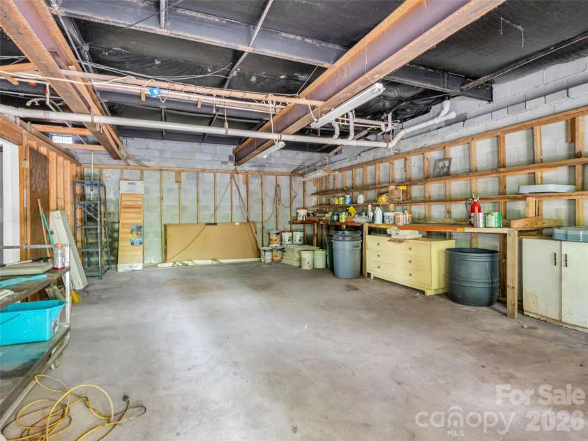 203 Rogat Road, Hendersonville, NC 28792.  MLS# CAR4375541, YatesRealty ID 18365. 