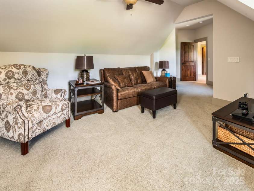 77 Summer Breeze Drive, Hendersonville, NC 28792.  MLS# CAR4267771, YatesRealty ID 18365. 