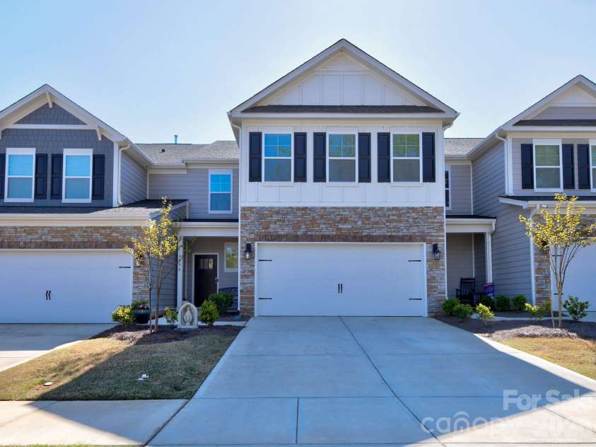 4396 Bronze Boulevard, Sherrills Ford, NC 28673.  MLS# CAR4367432, YatesRealty ID 18366. 