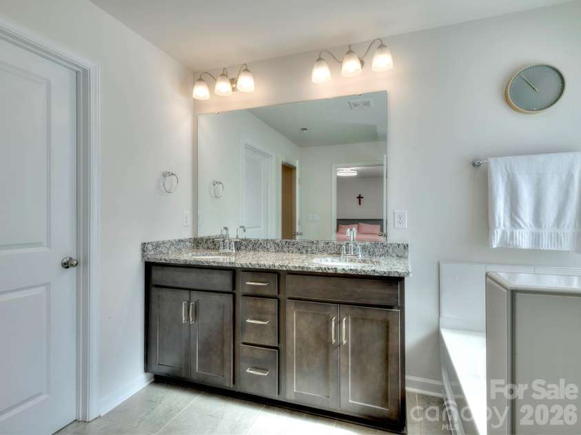 4396 Bronze Boulevard, Sherrills Ford, NC 28673.  MLS# CAR4367432, YatesRealty ID 18366. 