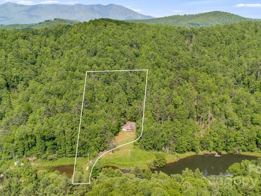 2763 Crabtree Road, Spruce Pine, NC 28777.  MLS# CAR4264759, YatesRealty ID 18367. 