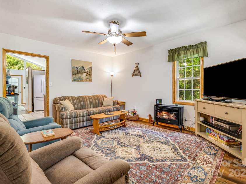 2763 Crabtree Road, Spruce Pine, NC 28777.  MLS# CAR4264759, YatesRealty ID 18367. 