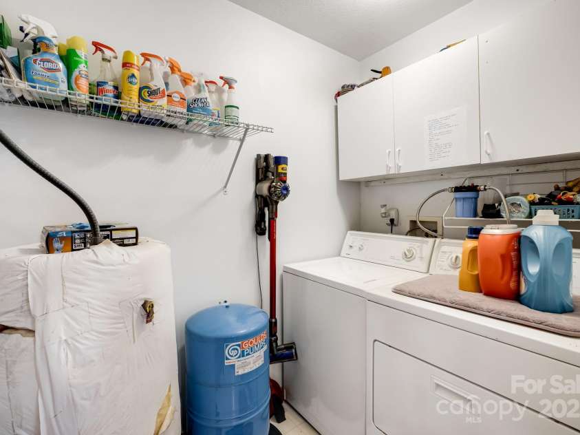 2763 Crabtree Road, Spruce Pine, NC 28777.  MLS# CAR4264759, YatesRealty ID 18367. 