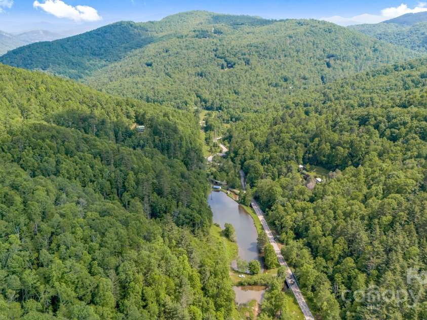 2763 Crabtree Road, Spruce Pine, NC 28777.  MLS# CAR4264759, YatesRealty ID 18367. 