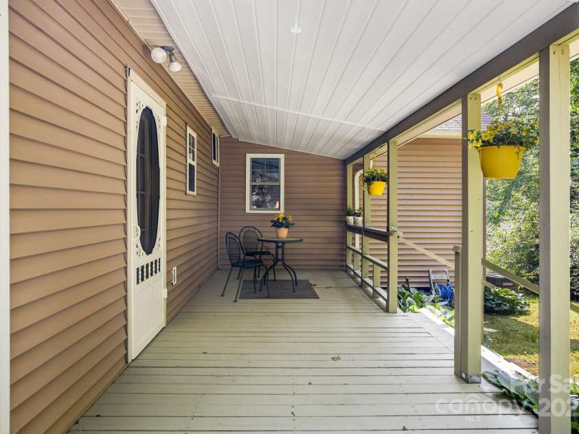 2763 Crabtree Road, Spruce Pine, NC 28777.  MLS# CAR4264759, YatesRealty ID 18367. Side porch