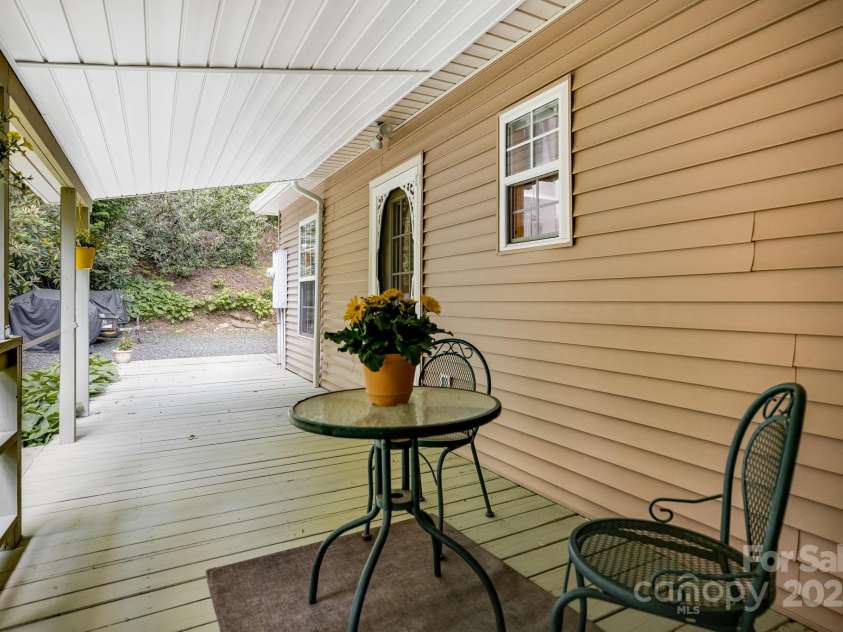 2763 Crabtree Road, Spruce Pine, NC 28777.  MLS# CAR4264759, YatesRealty ID 18367. Side porch