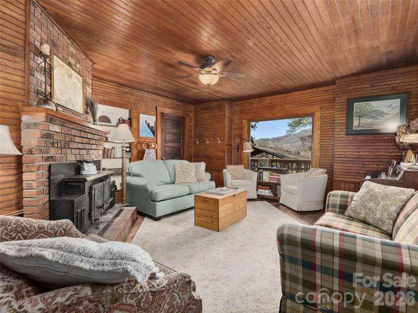 608 Evans Road, Canton, NC 28716.  MLS# CAR4357794, YatesRealty ID 18367. 