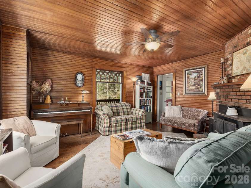 608 Evans Road, Canton, NC 28716.  MLS# CAR4357794, YatesRealty ID 18367. 