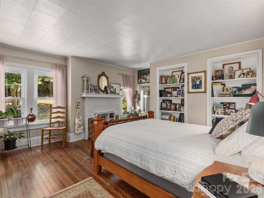 608 Evans Road, Canton, NC 28716.  MLS# CAR4357794, YatesRealty ID 18367. 