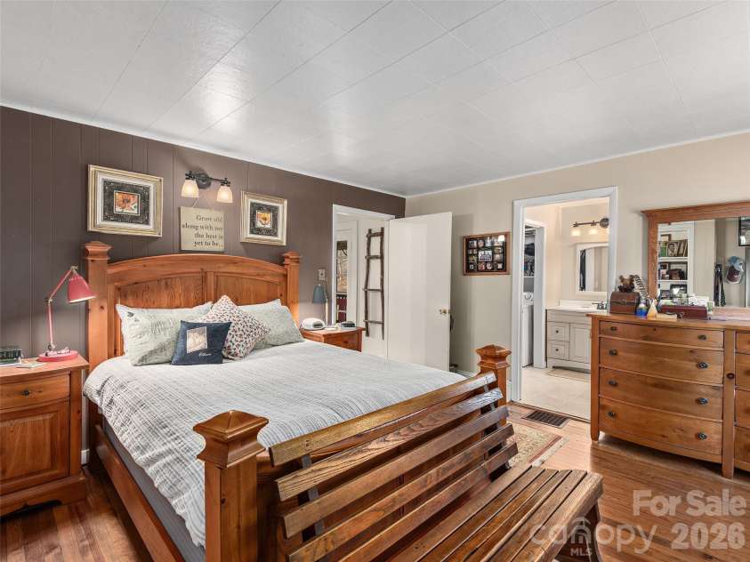 608 Evans Road, Canton, NC 28716.  MLS# CAR4357794, YatesRealty ID 18367. 
