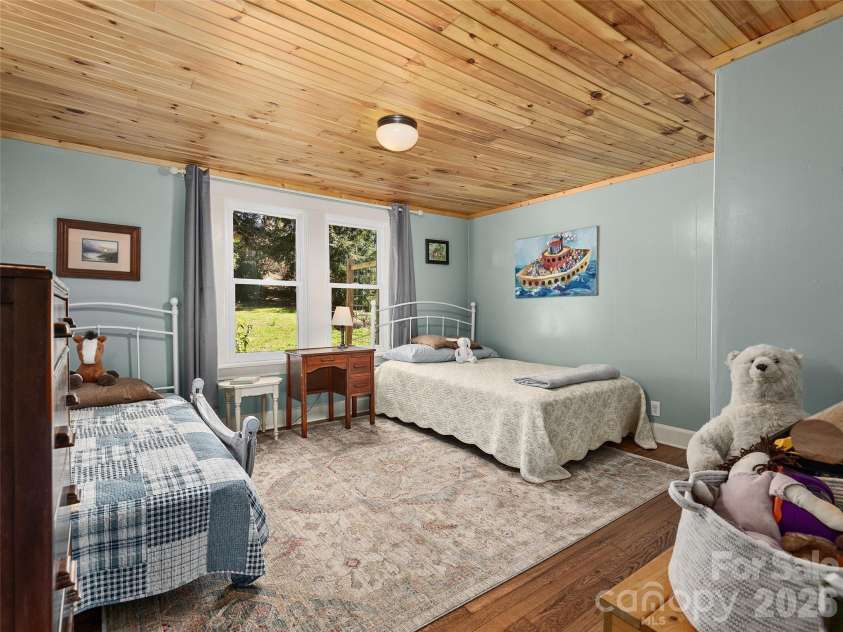 608 Evans Road, Canton, NC 28716.  MLS# CAR4357794, YatesRealty ID 18367. 