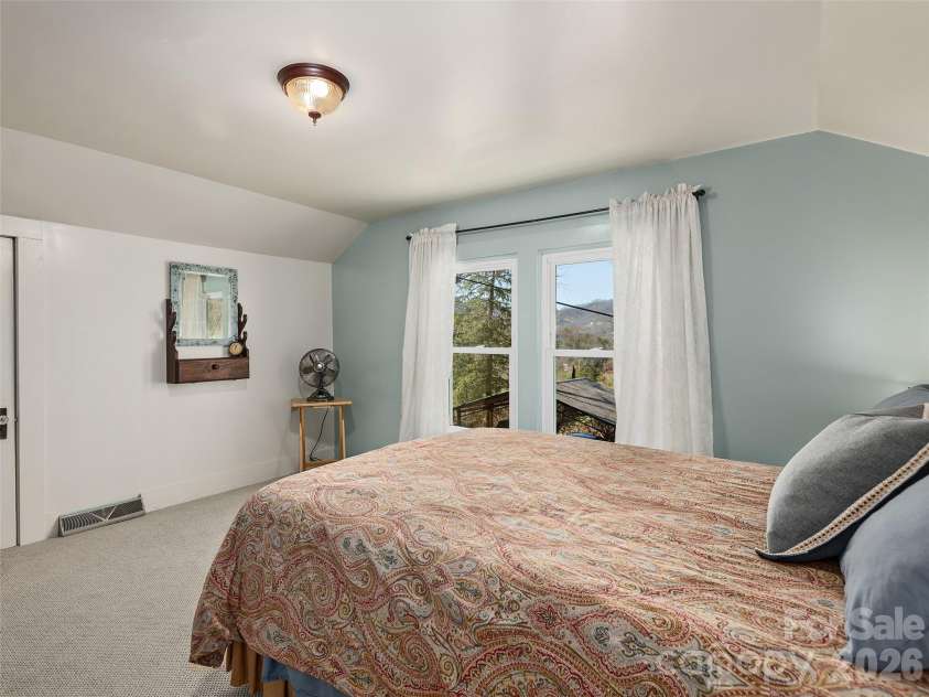 608 Evans Road, Canton, NC 28716.  MLS# CAR4357794, YatesRealty ID 18367. 