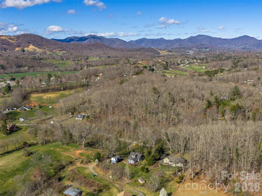 608 Evans Road, Canton, NC 28716.  MLS# CAR4357794, YatesRealty ID 18367. 