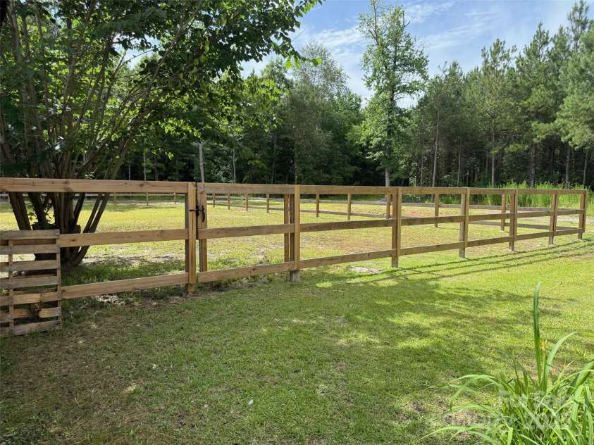 2931 Calhoun Road, Clio, SC 29525.  MLS# CAR4269224, YatesRealty ID 18368. 