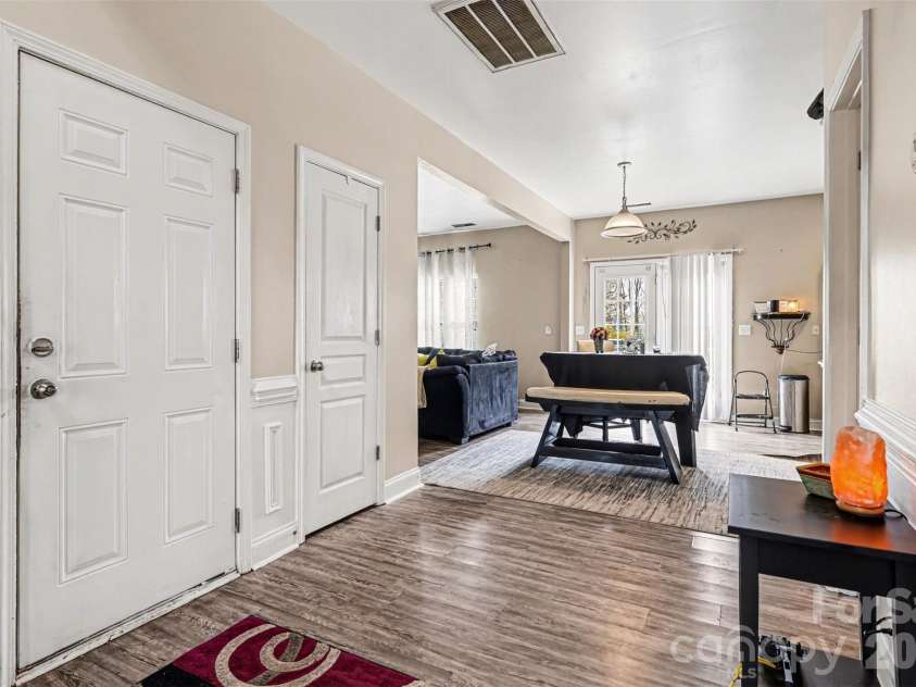 4005 Magna Lane, Indian Trail, NC 28079.  MLS# CAR4344092, YatesRealty ID 18369. 