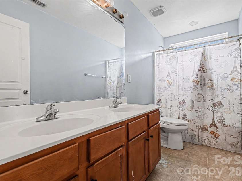 4005 Magna Lane, Indian Trail, NC 28079.  MLS# CAR4344092, YatesRealty ID 18369. 