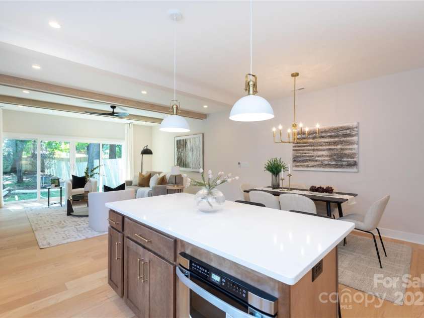 1728 Dallas Avenue, Charlotte, NC 28205.  MLS# CAR4267461, YatesRealty ID 18370. 