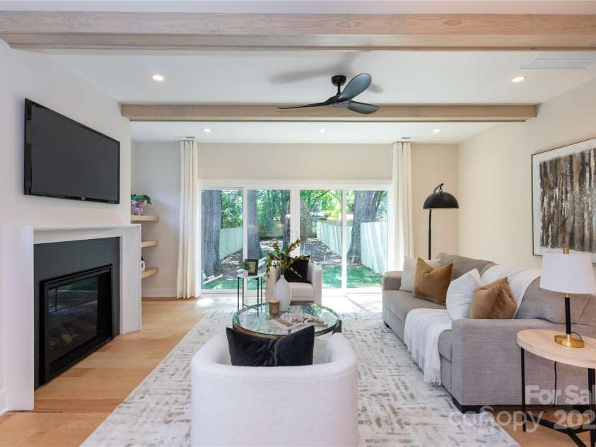 1728 Dallas Avenue, Charlotte, NC 28205.  MLS# CAR4267461, YatesRealty ID 18370. 