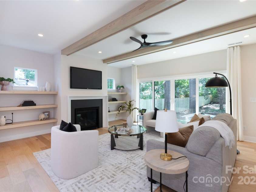 1728 Dallas Avenue, Charlotte, NC 28205.  MLS# CAR4267461, YatesRealty ID 18370. 