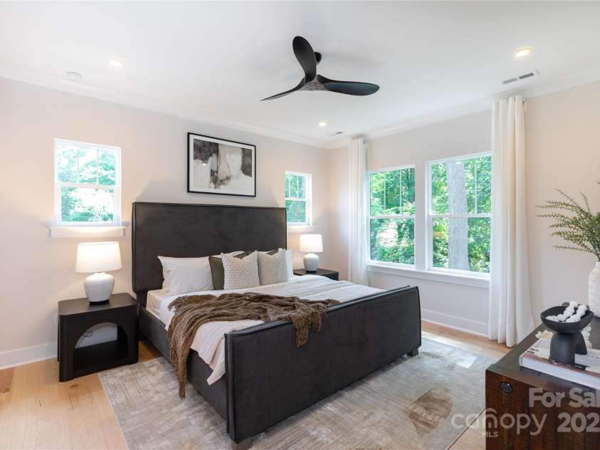 1728 Dallas Avenue, Charlotte, NC 28205.  MLS# CAR4267461, YatesRealty ID 18370. 